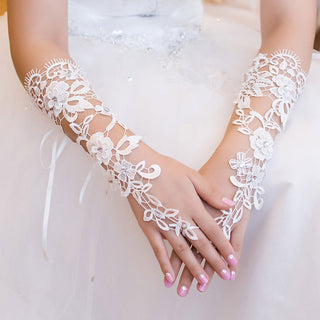 Simple Bride Wedding Gloves