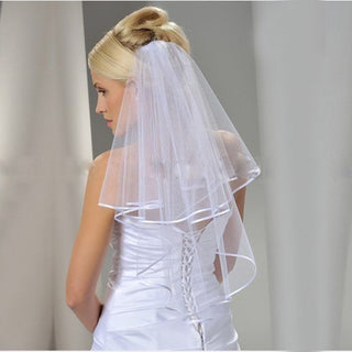 Edge Short Wedding Veil